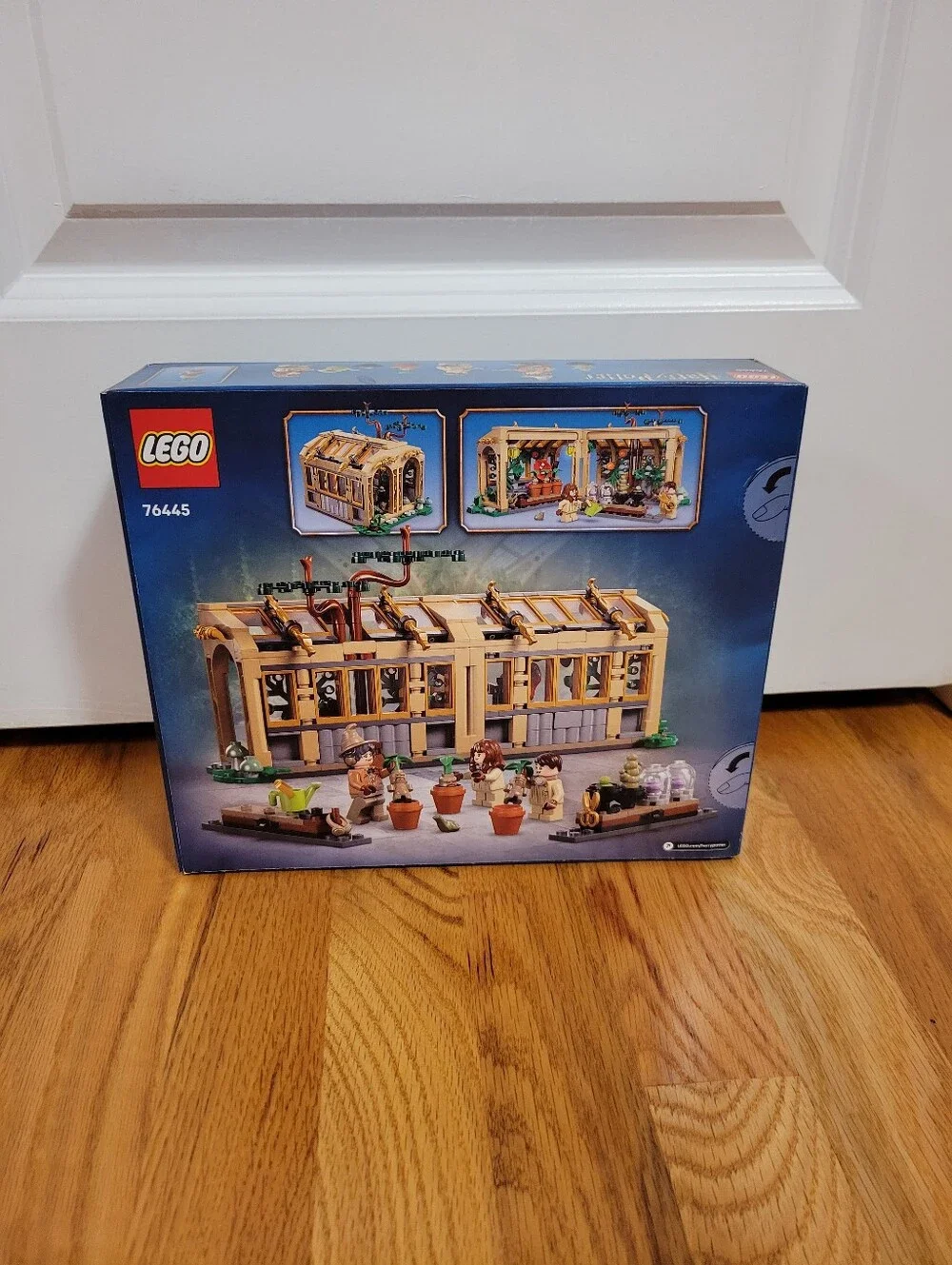 NIB LEGO Harry Potter Hogwarts Castle Herbology Class 76445 Set- Warner Bros HTF